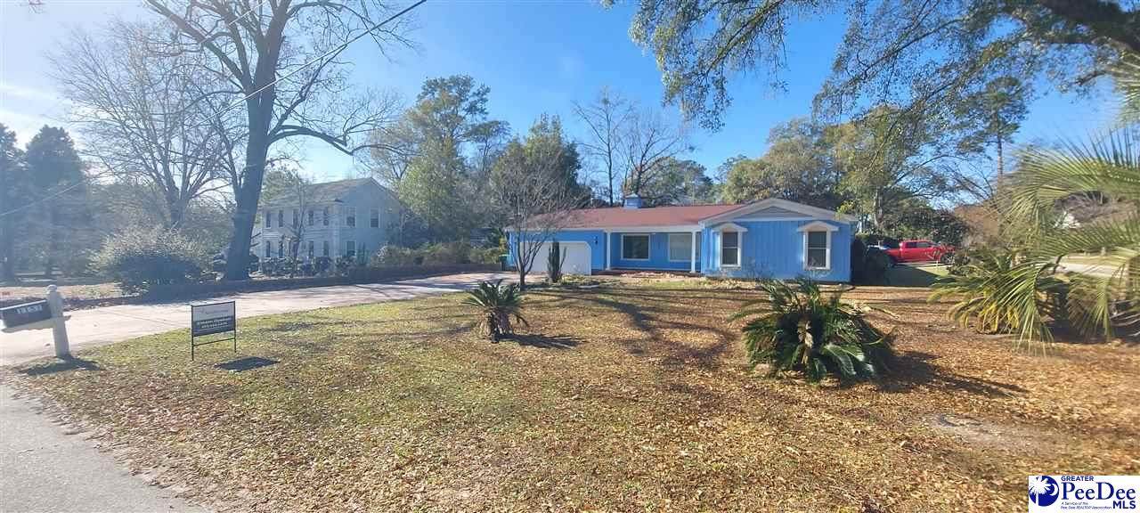 1151 Sherwood Dr - Photo 1