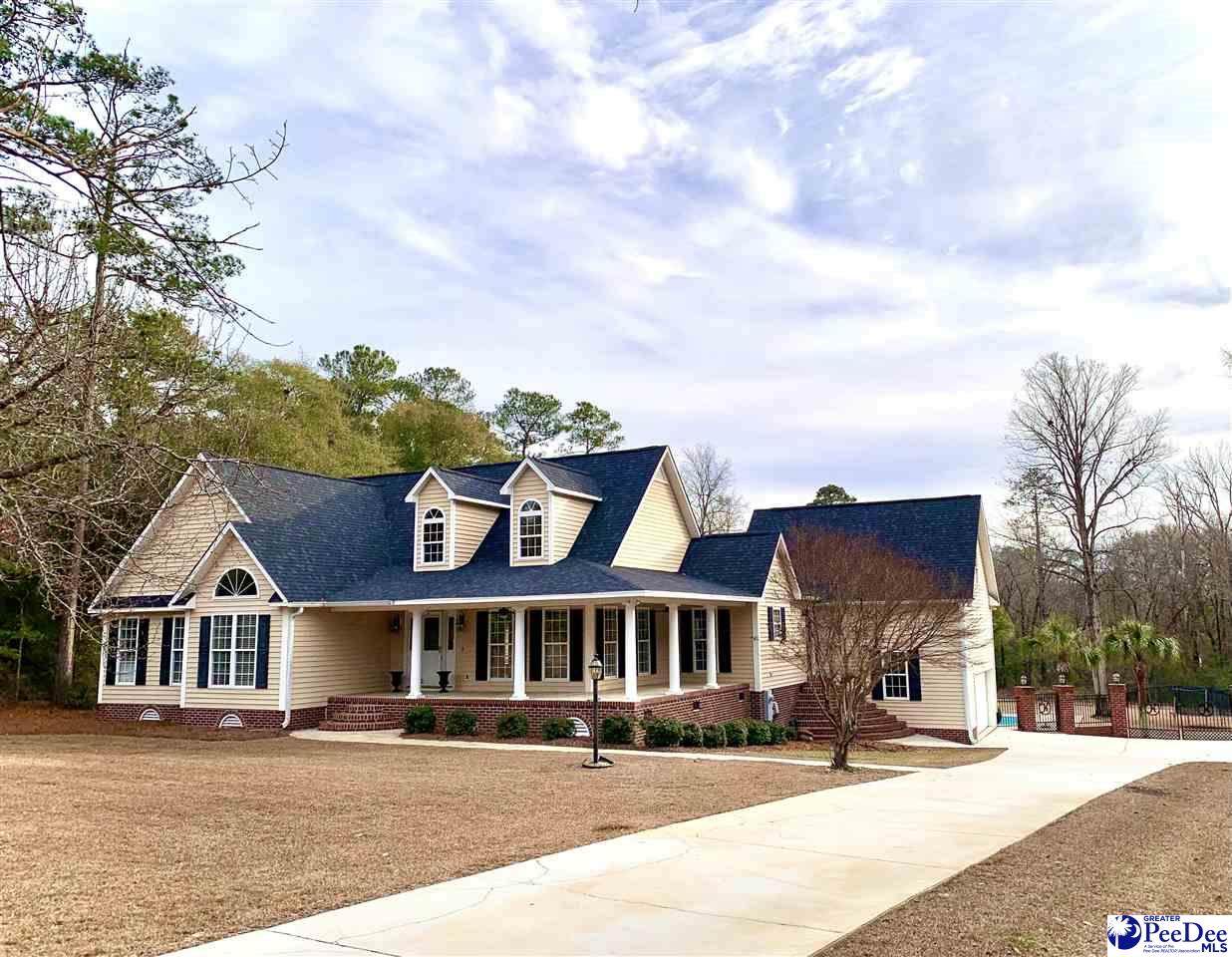 1049 Creekview Dr - Photo 1