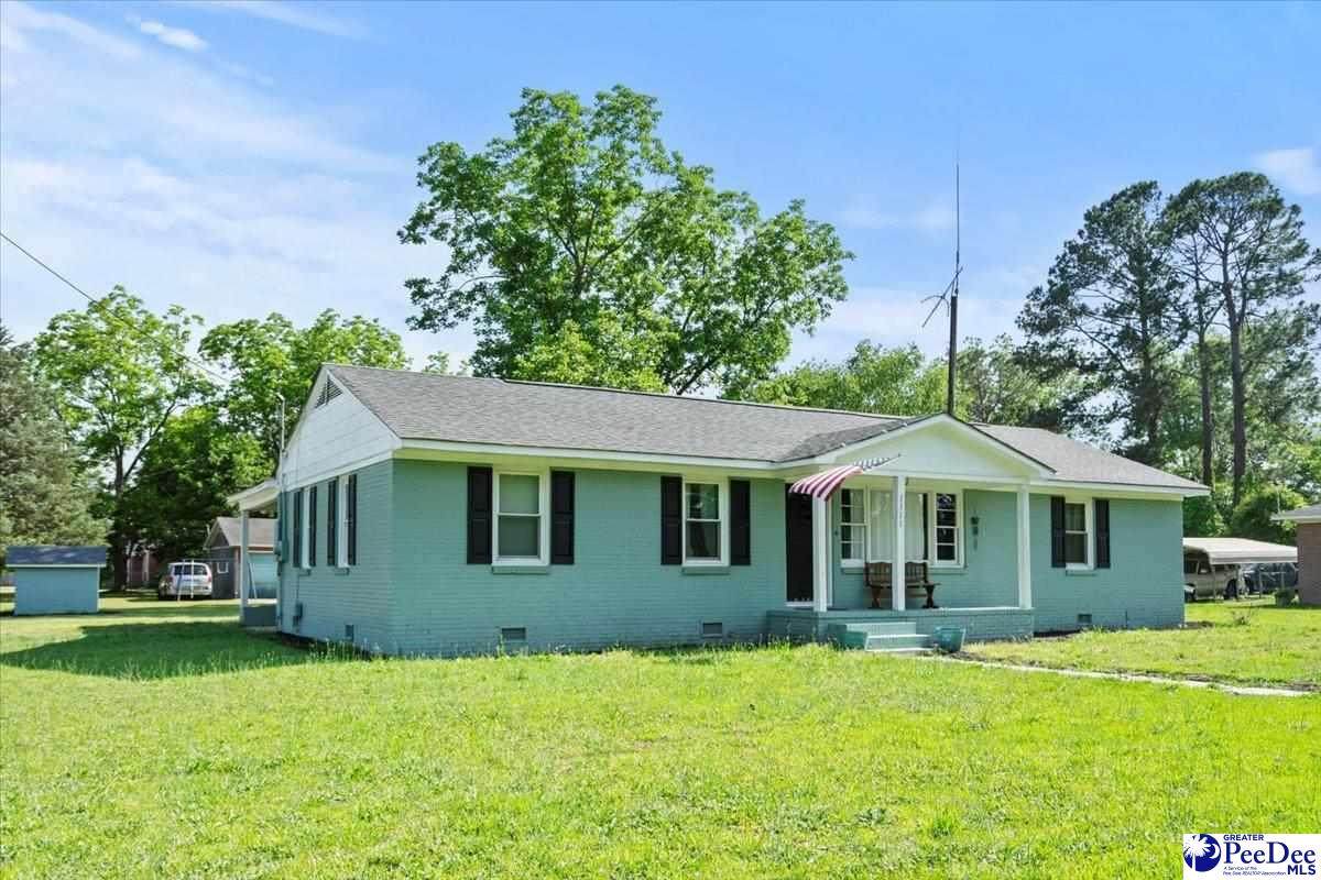 1111 Syracuse St - Photo 1