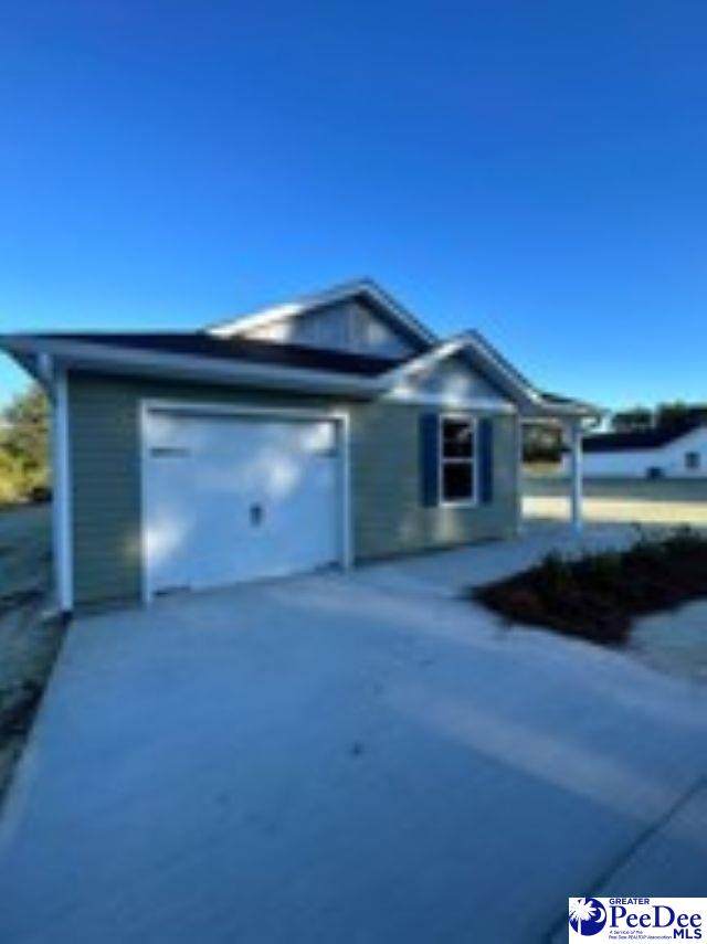 5733 Hwy 41 - Photo 1