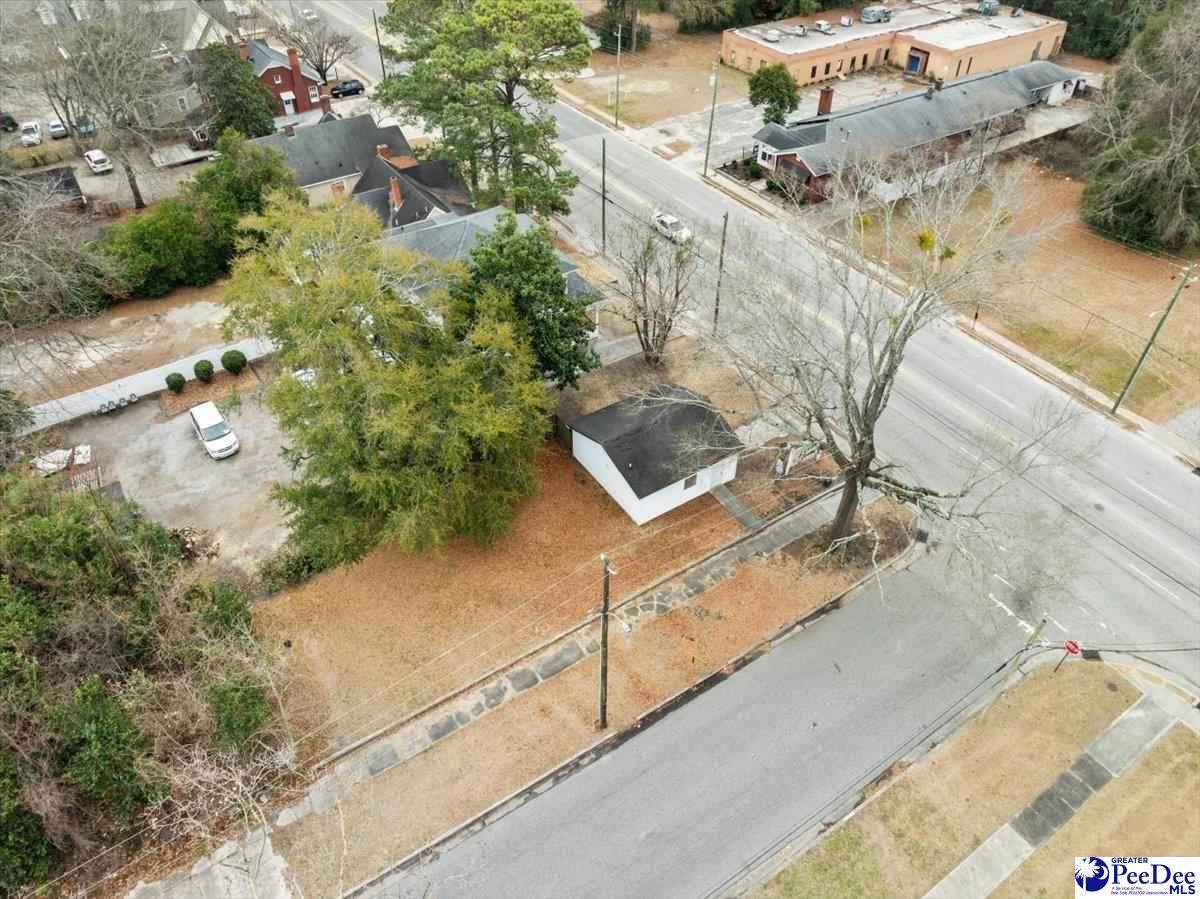 617 Evans St - Photo 1