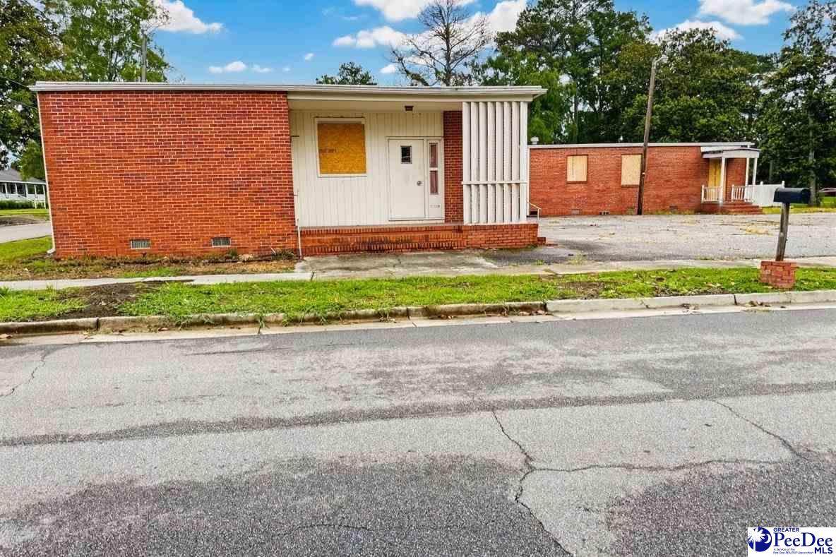 102 Market St - Photo 1