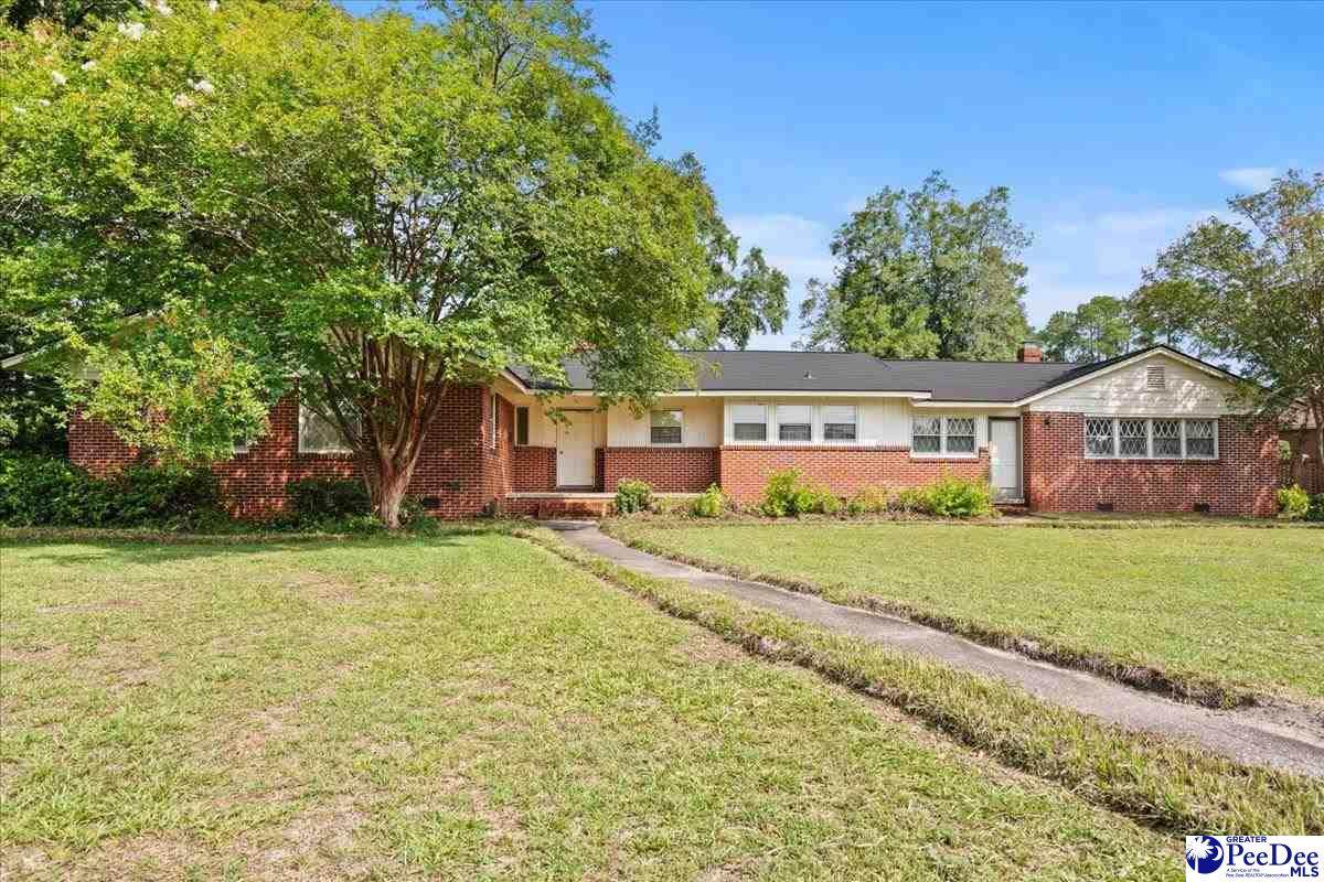 1601 Maple Dr - Photo 1