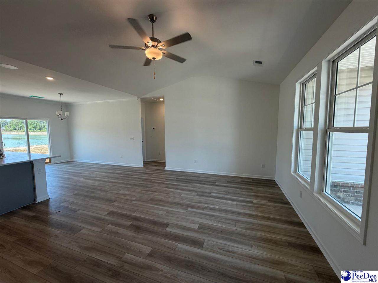 https://bt-photos.global.ssl.fastly.net/peedee/orig_boomver_5_2600035-3.jpg