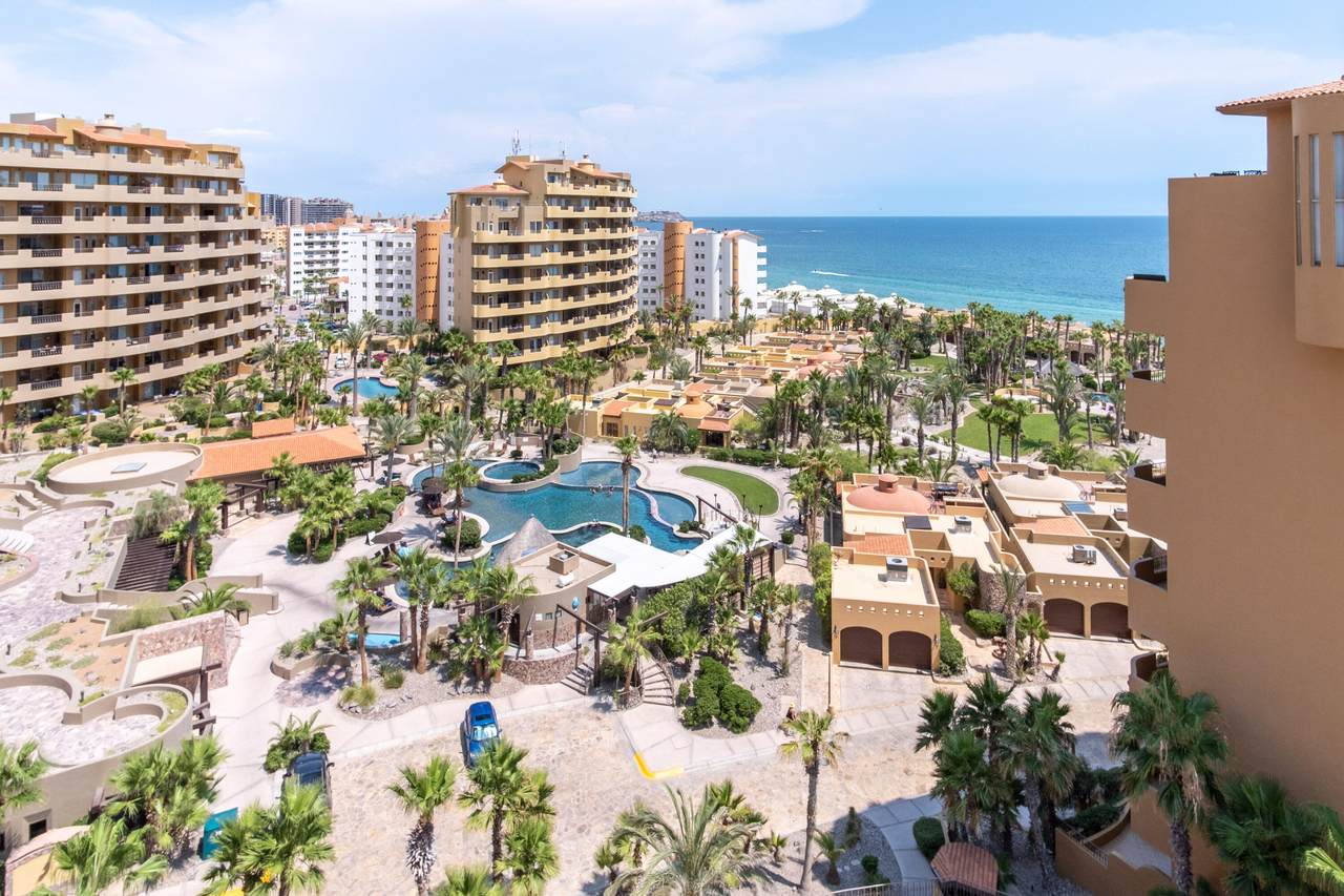 701 Bella Sirena - Photo 1