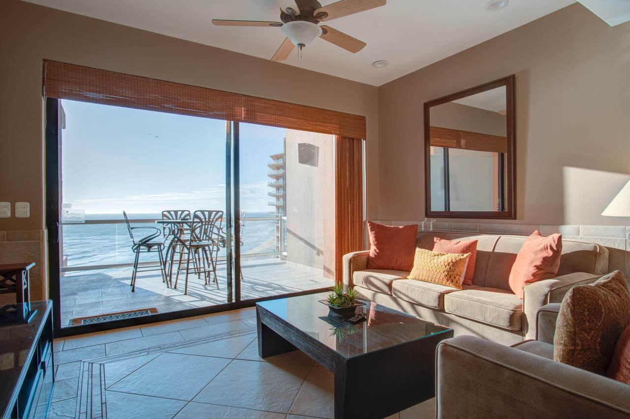 805 Las Palomas - Photo 1