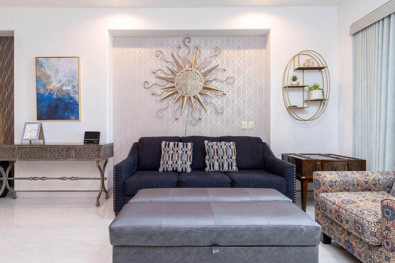 502 Las Palomas - Photo 1