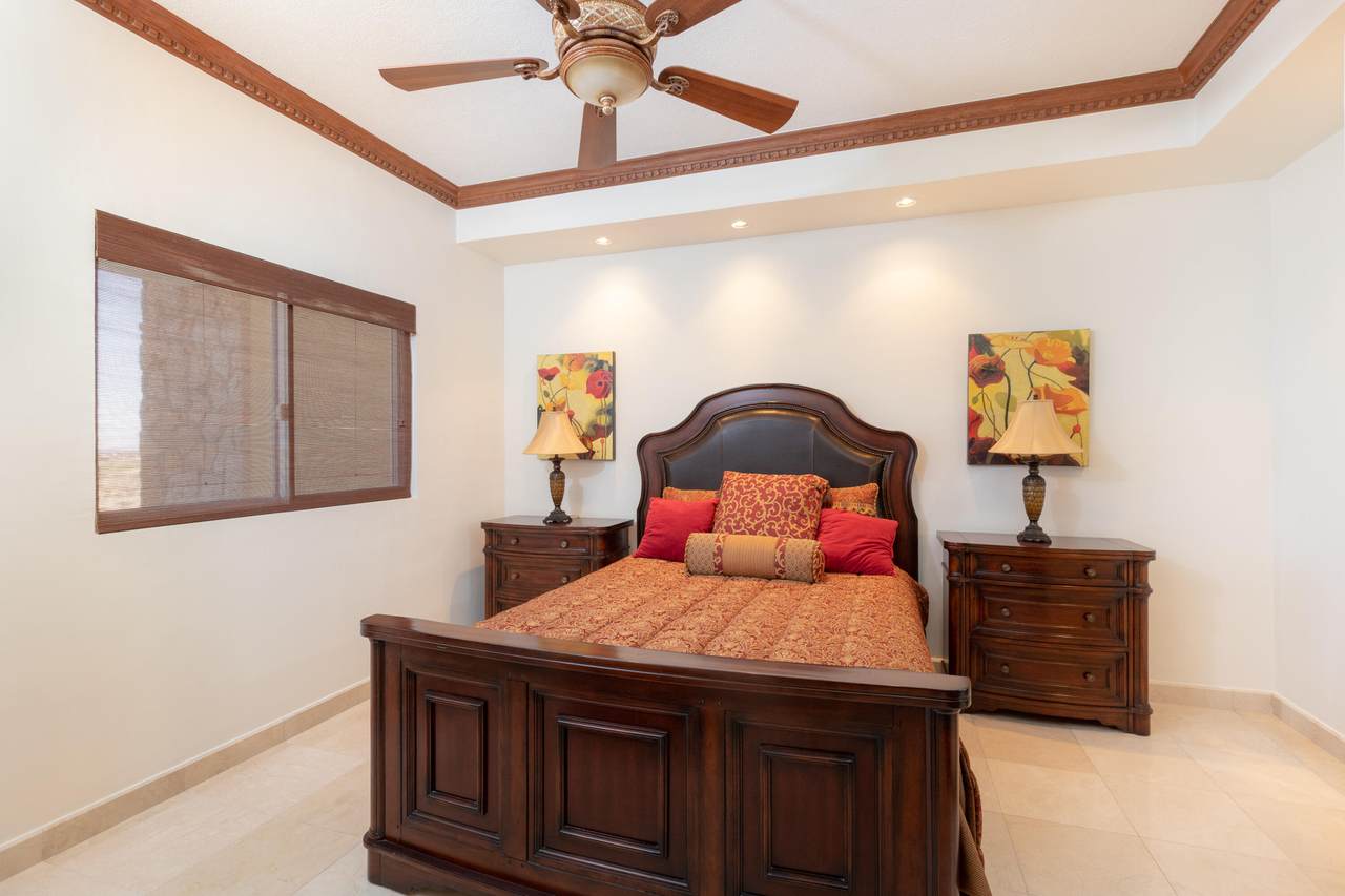 707 Puerta Privada - Photo 1