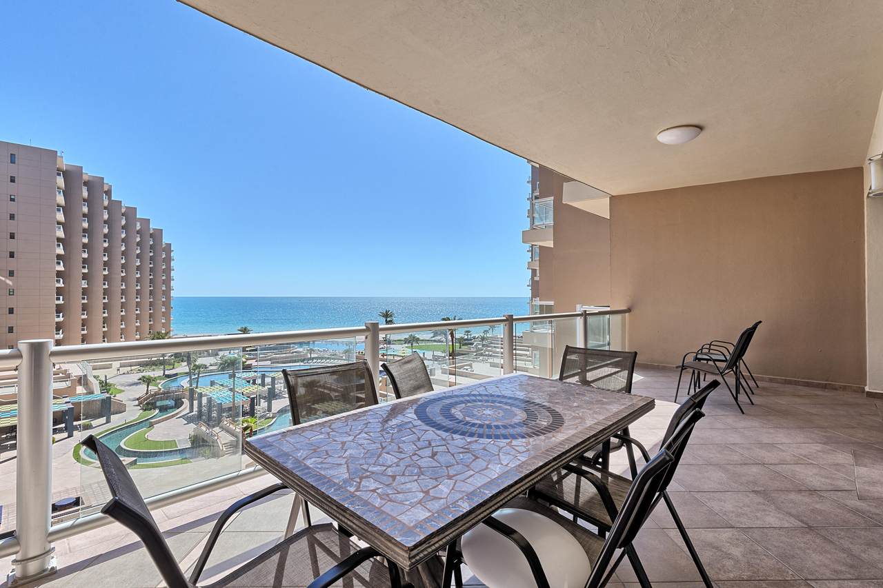 401 Las Palomas - Photo 1