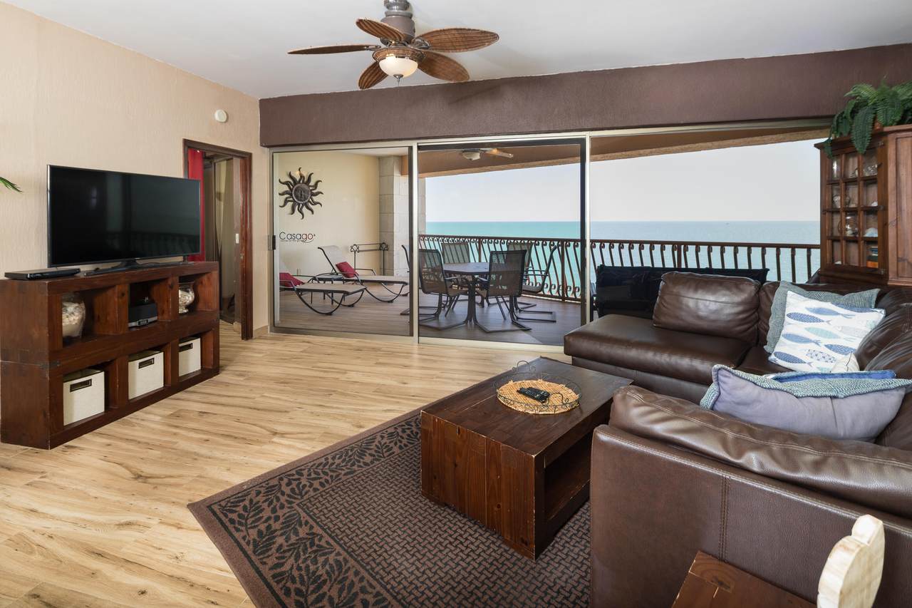 906 Sonoran Sun Resort - Photo 1