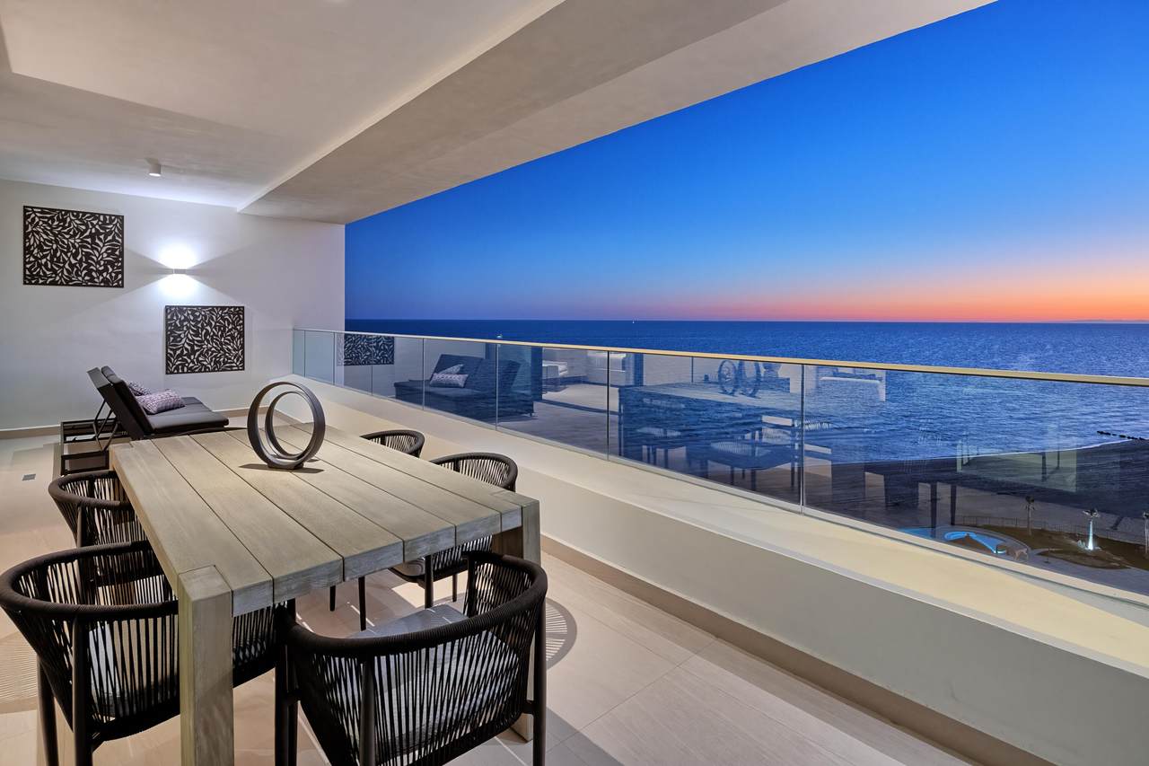 704 Las Palomas - Photo 1