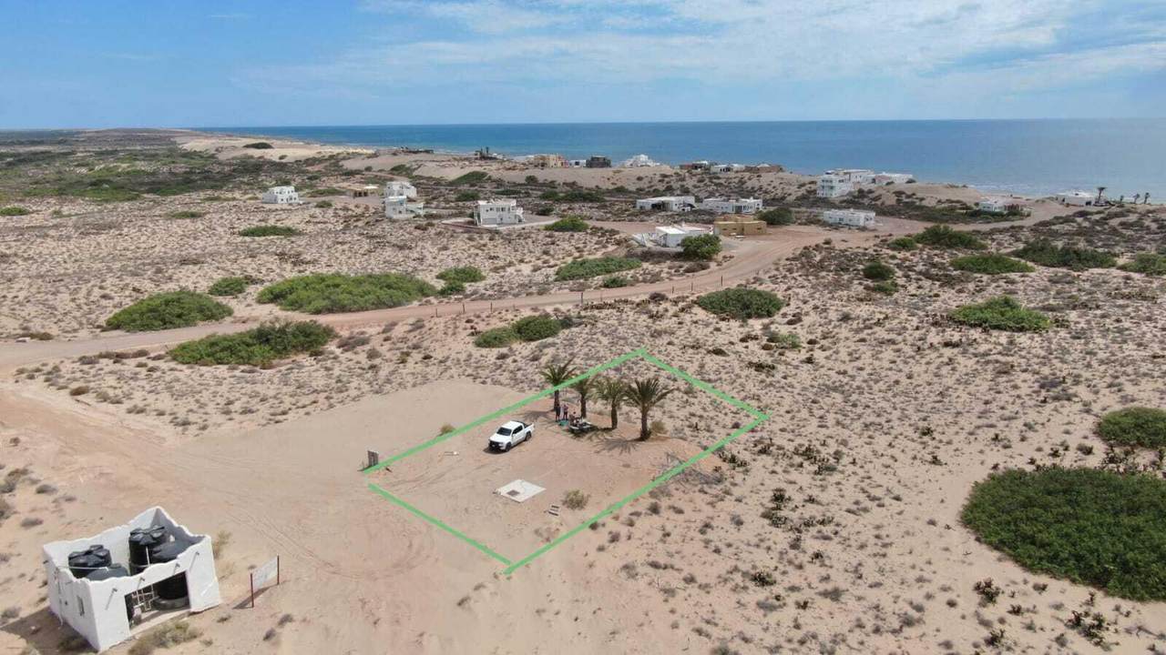 M/A L#233 Avenida Lobitos, Los Tanques - Photo 1