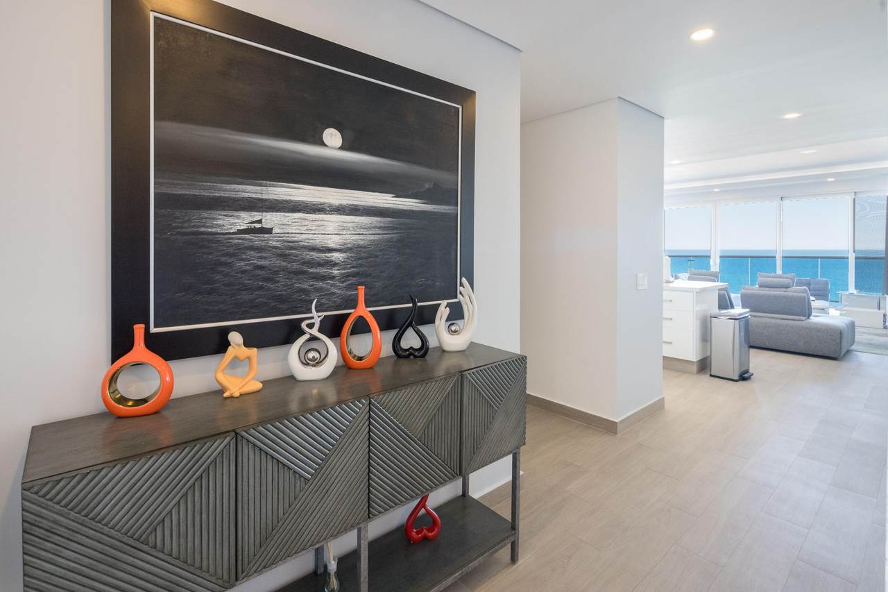 E-801 Encantame Towers - Photo 1