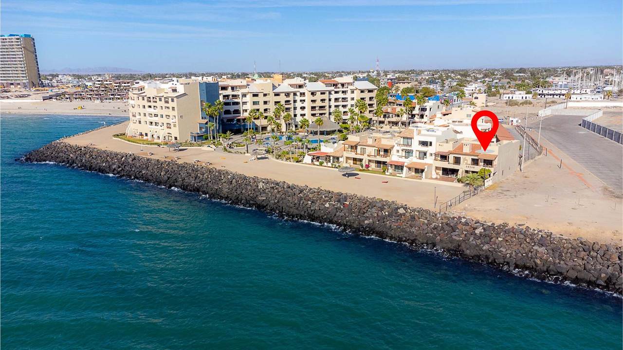 Villa 15 Pinacate, Sandy Beach - Photo 1