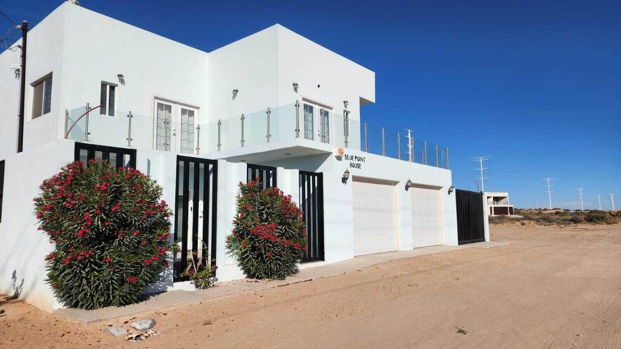 L1 M275 Av. Esteban Pivac, Homeloshopy - Photo 1