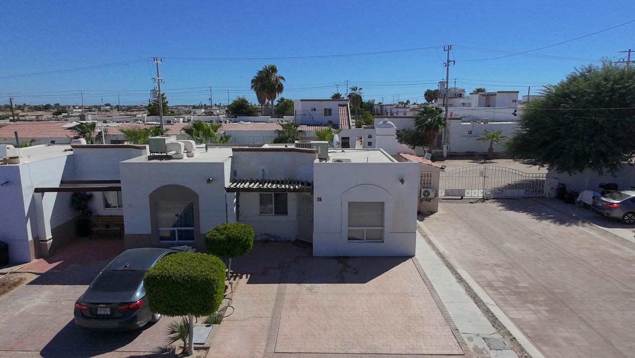 M 7 L 34 Calle Rio Santiago - Photo 1