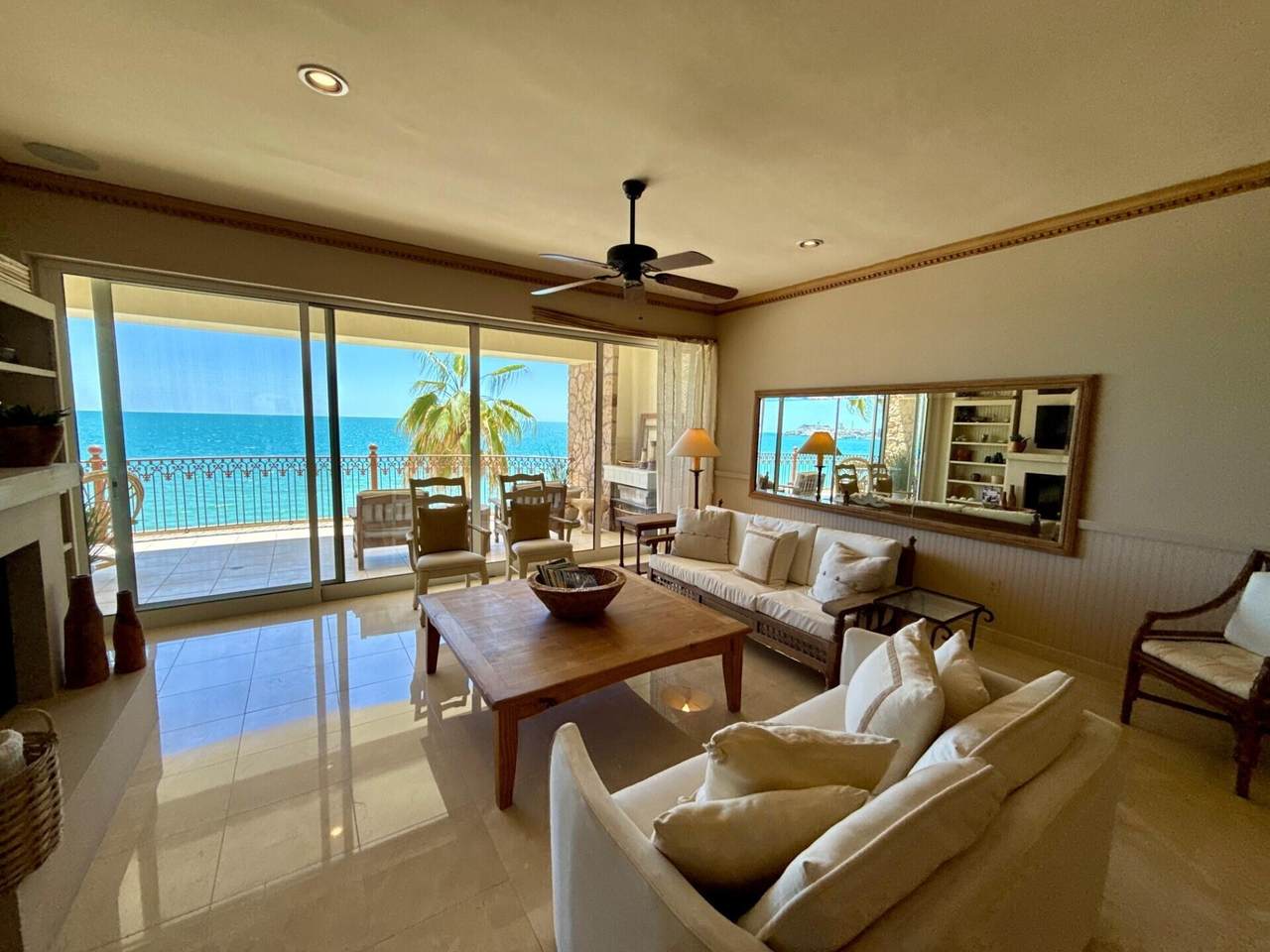 307 W Puerta Privada - Photo 1