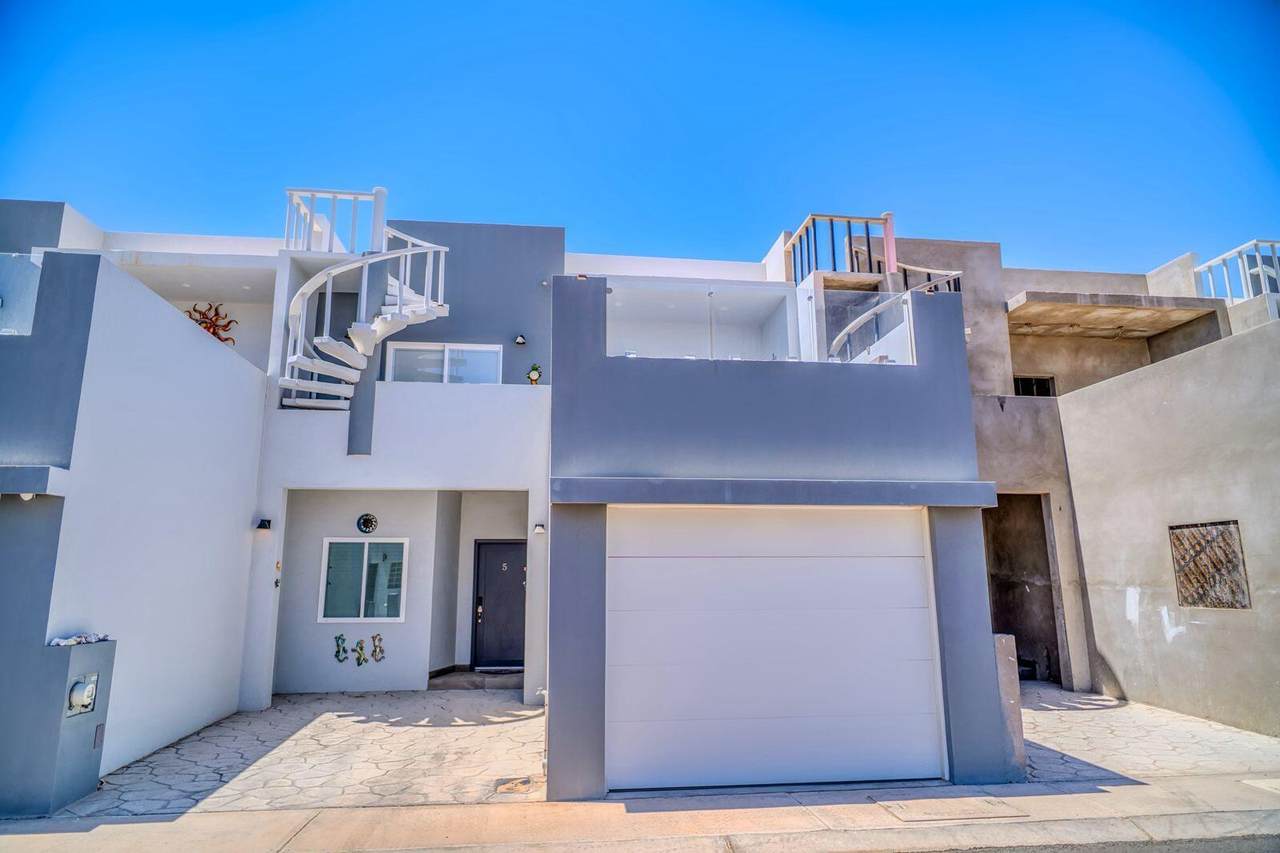 5 The Residence, Las Conchas - Photo 1