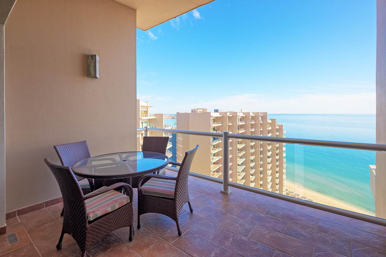 1605 Las Palomas - Photo 1