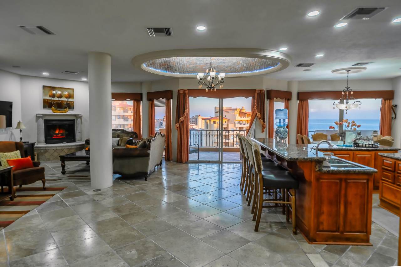 802 Bella Sirena D - Photo 1