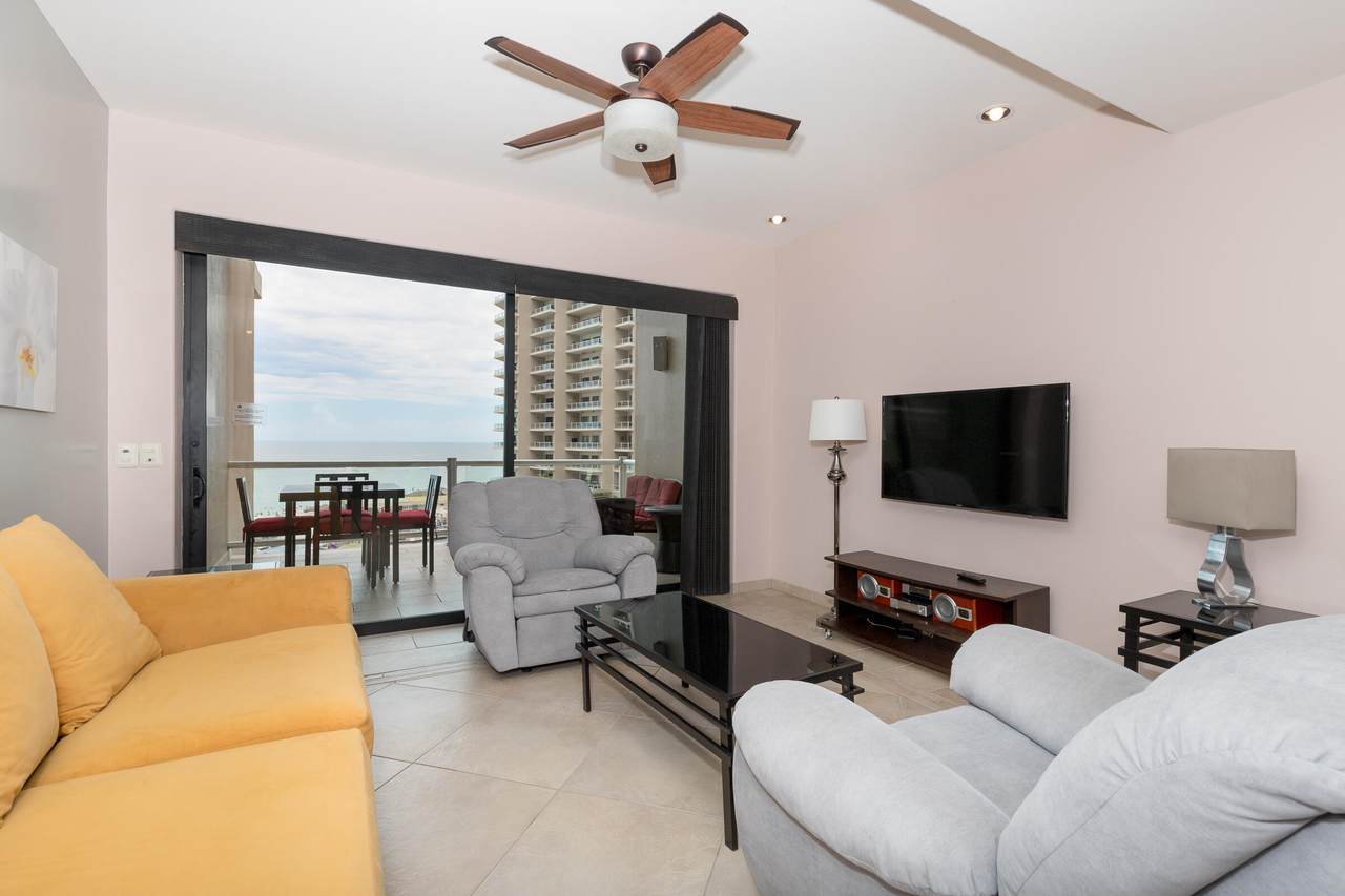 302 Las Palomas - Photo 1