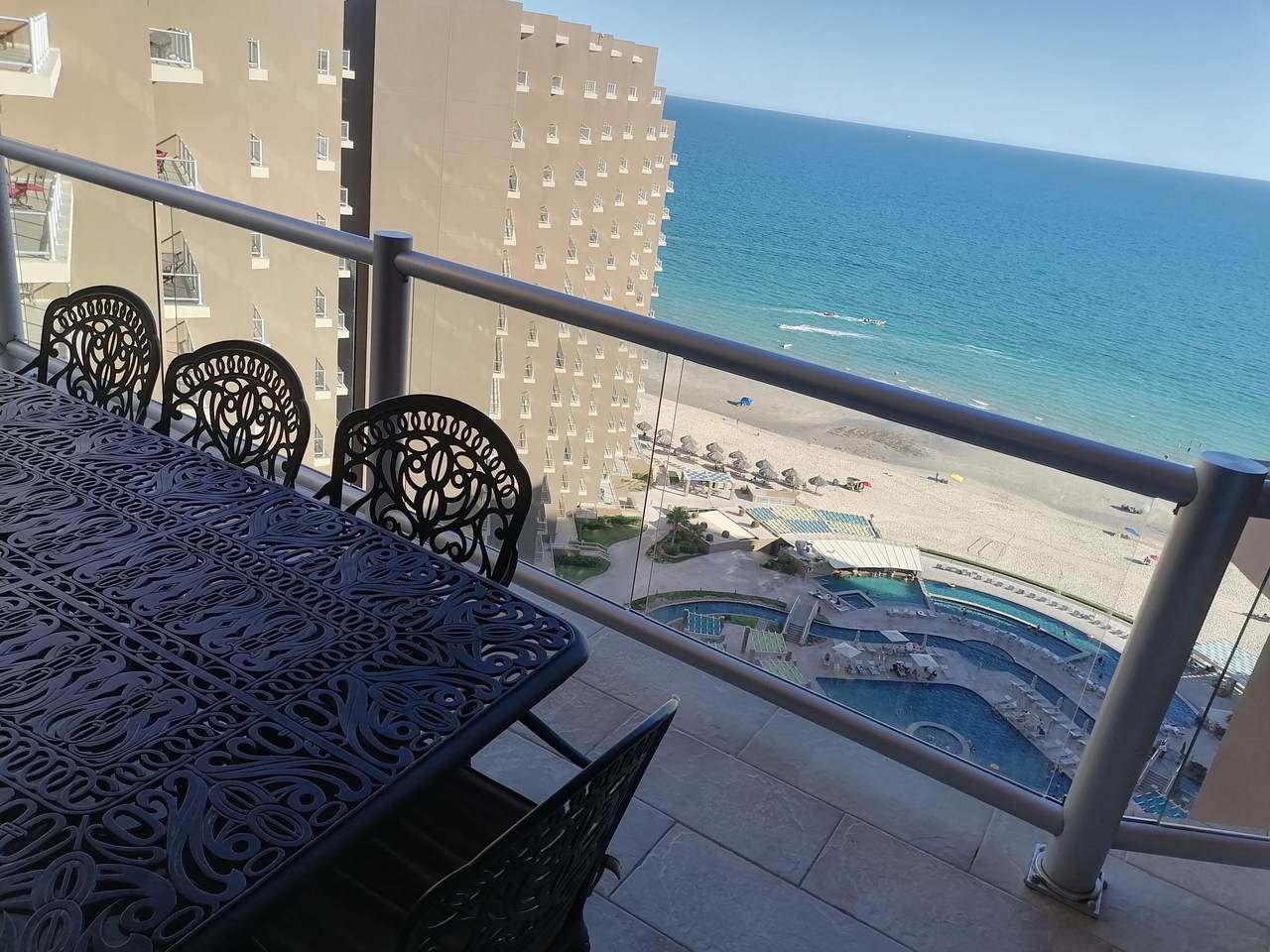 1501 Las Palomas - Photo 1