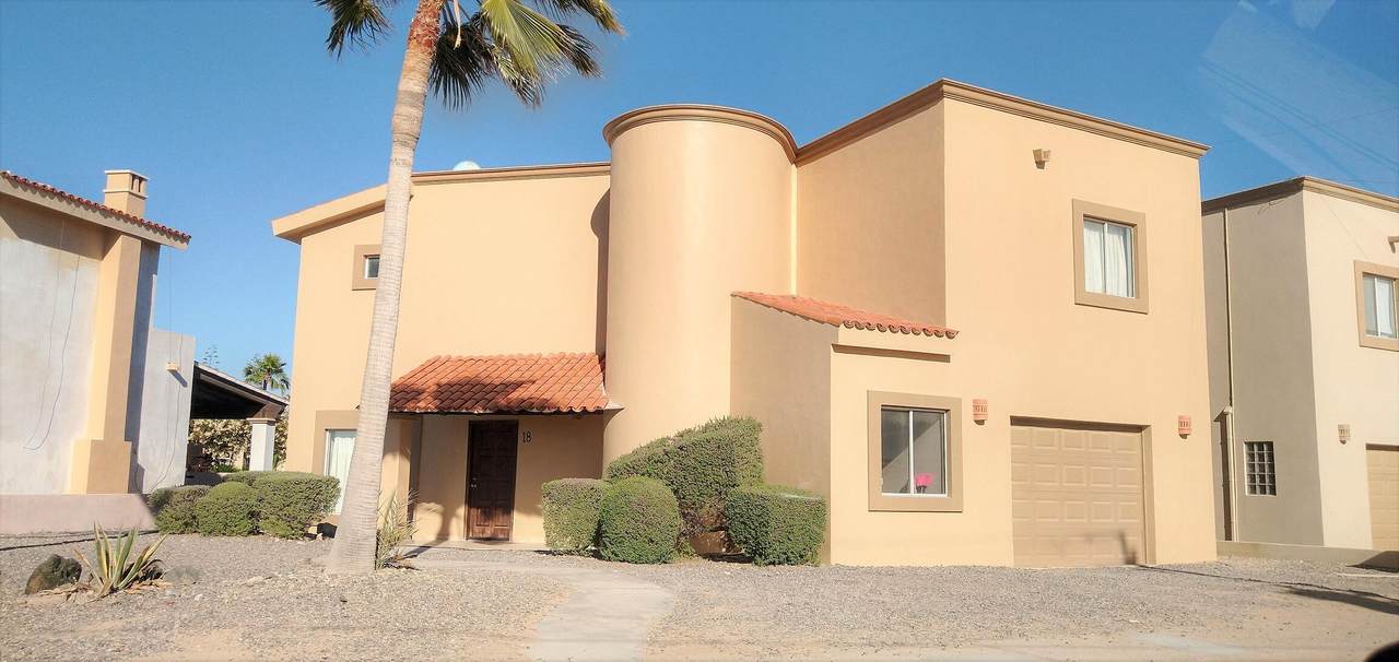 18 The Village, Las Conchas - Photo 1