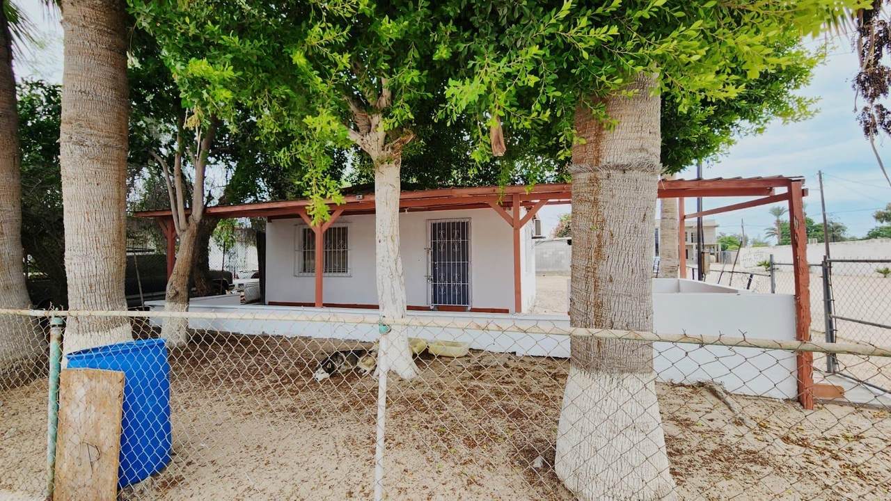 M4 L1 Av. Luis Encinas - Photo 1