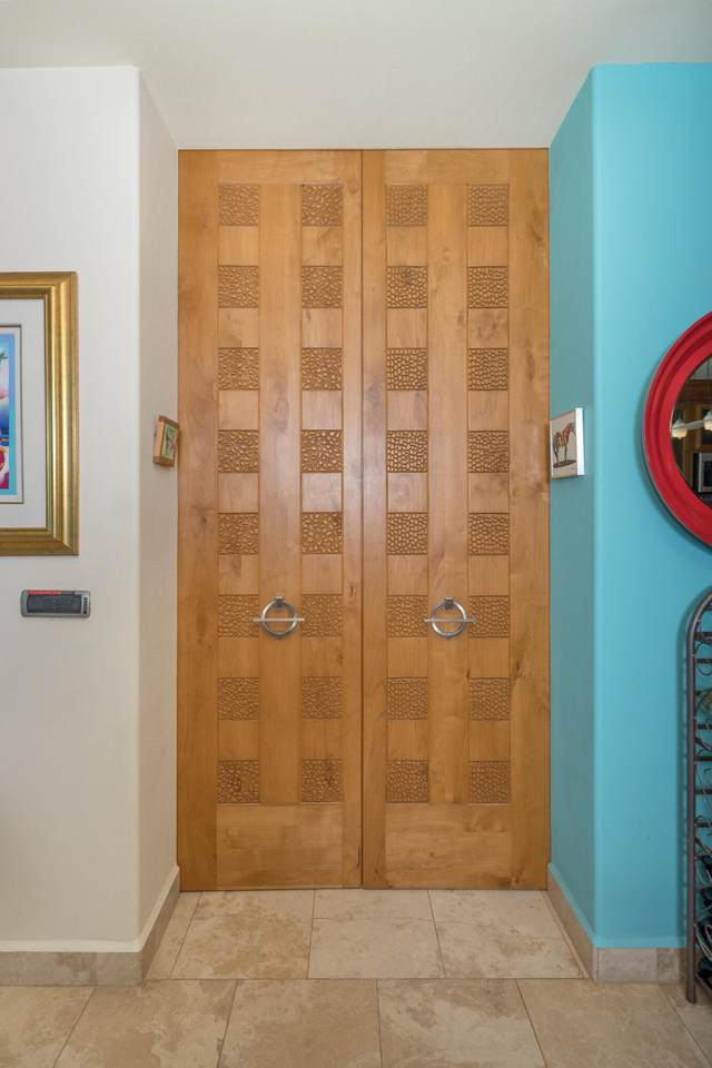 703 Tessoro, Las Conchas - Photo 1