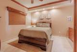 1005 W Puerta Privada - Photo 28