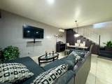 M770 L11 Av. De Los Rios, In Town - Photo 14
