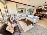 902 W Puerta Privada - Photo 2