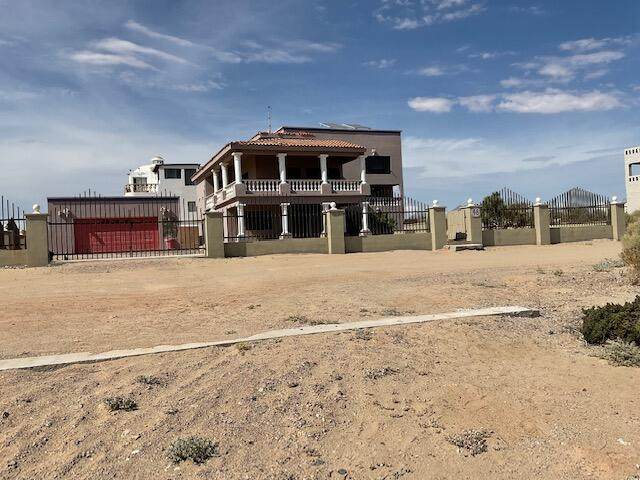M32 L12 Las Aguilas, Playa Encanto - Photo 1
