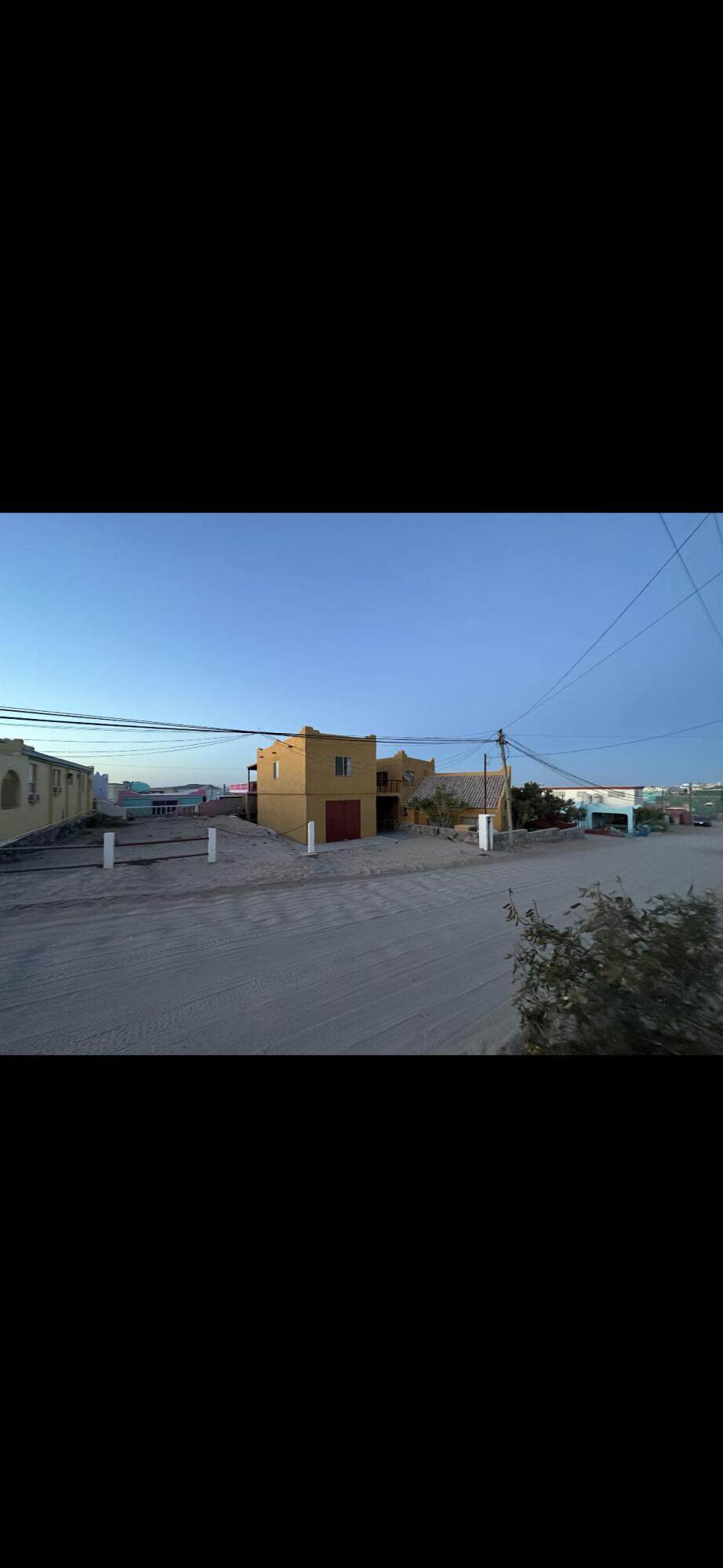 M19 L16 Av. Tiburon - Photo 1
