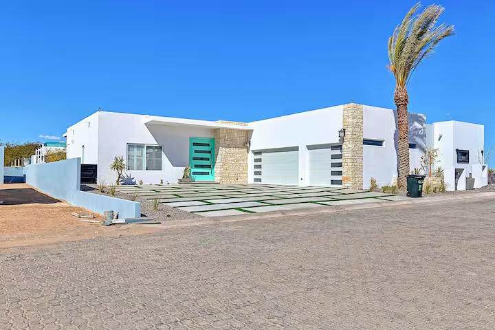 M11 L9 Calle Medusas.Laguna Shores - Photo 1