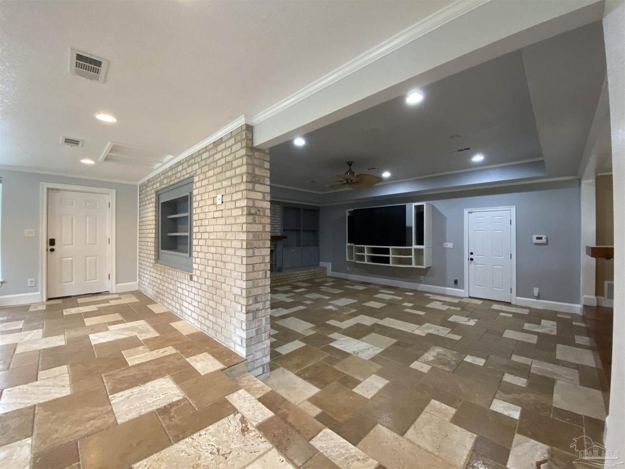 11480 Clear Creek Dr - Photo 1