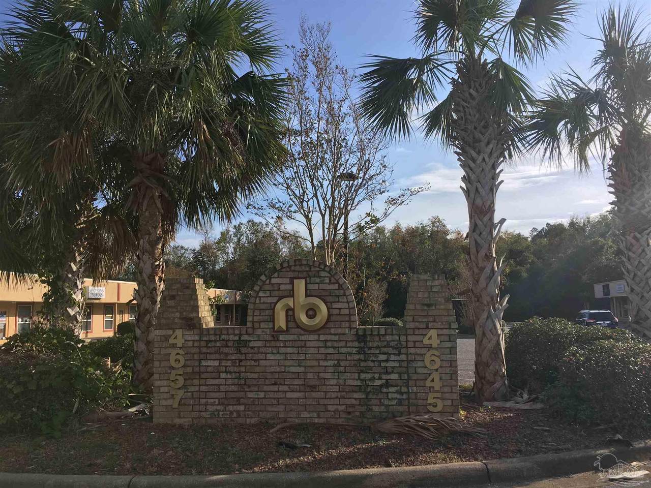 4657 Gulf Breeze Pkwy - Photo 1