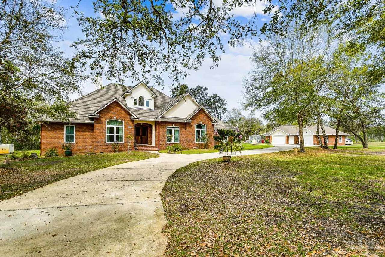 6400 Malibu Ave - Photo 1