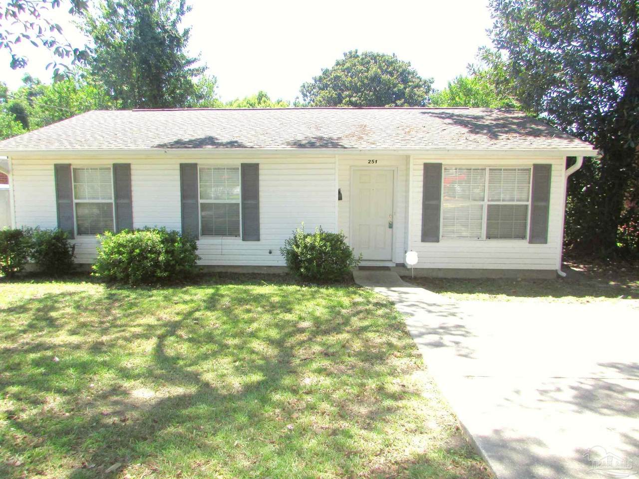 251 C St - Photo 1