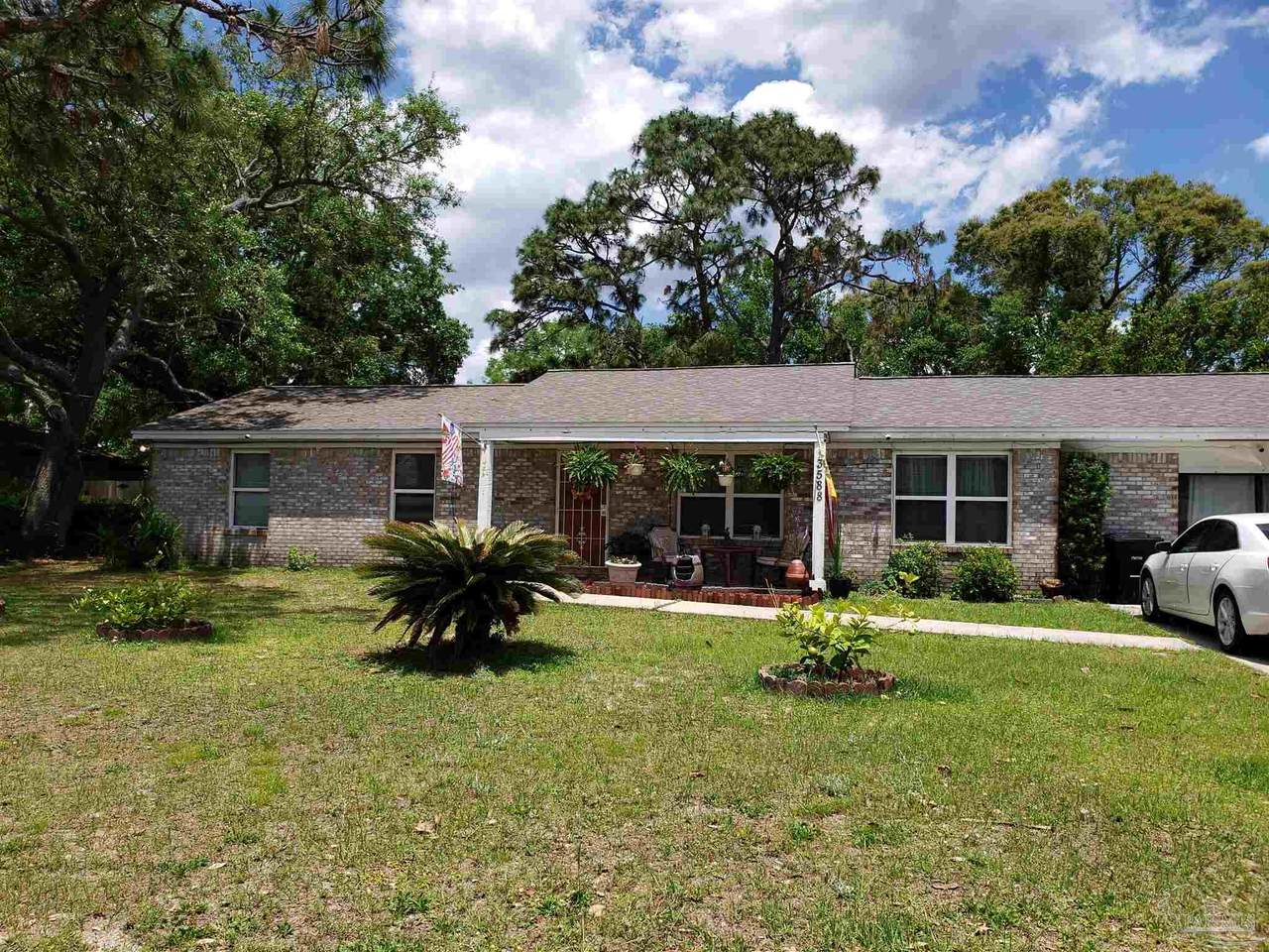 3588 Wimbledon Dr - Photo 1