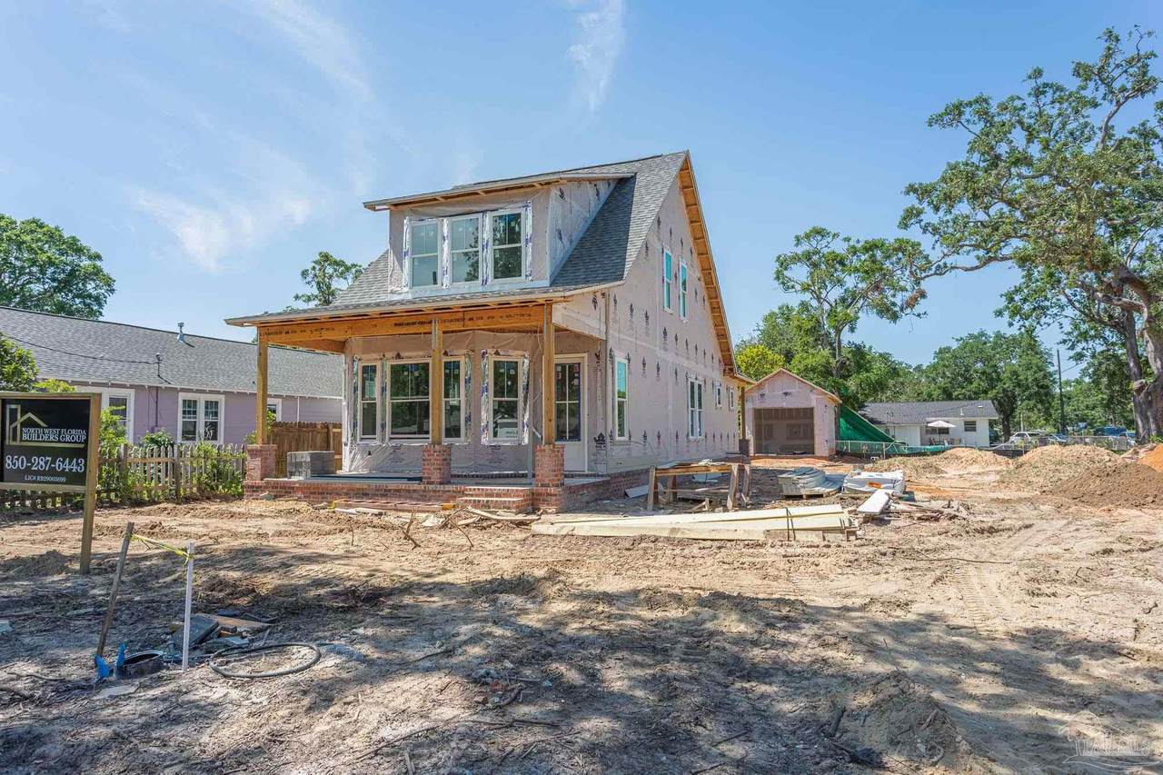 920 Hernandez St - Photo 1
