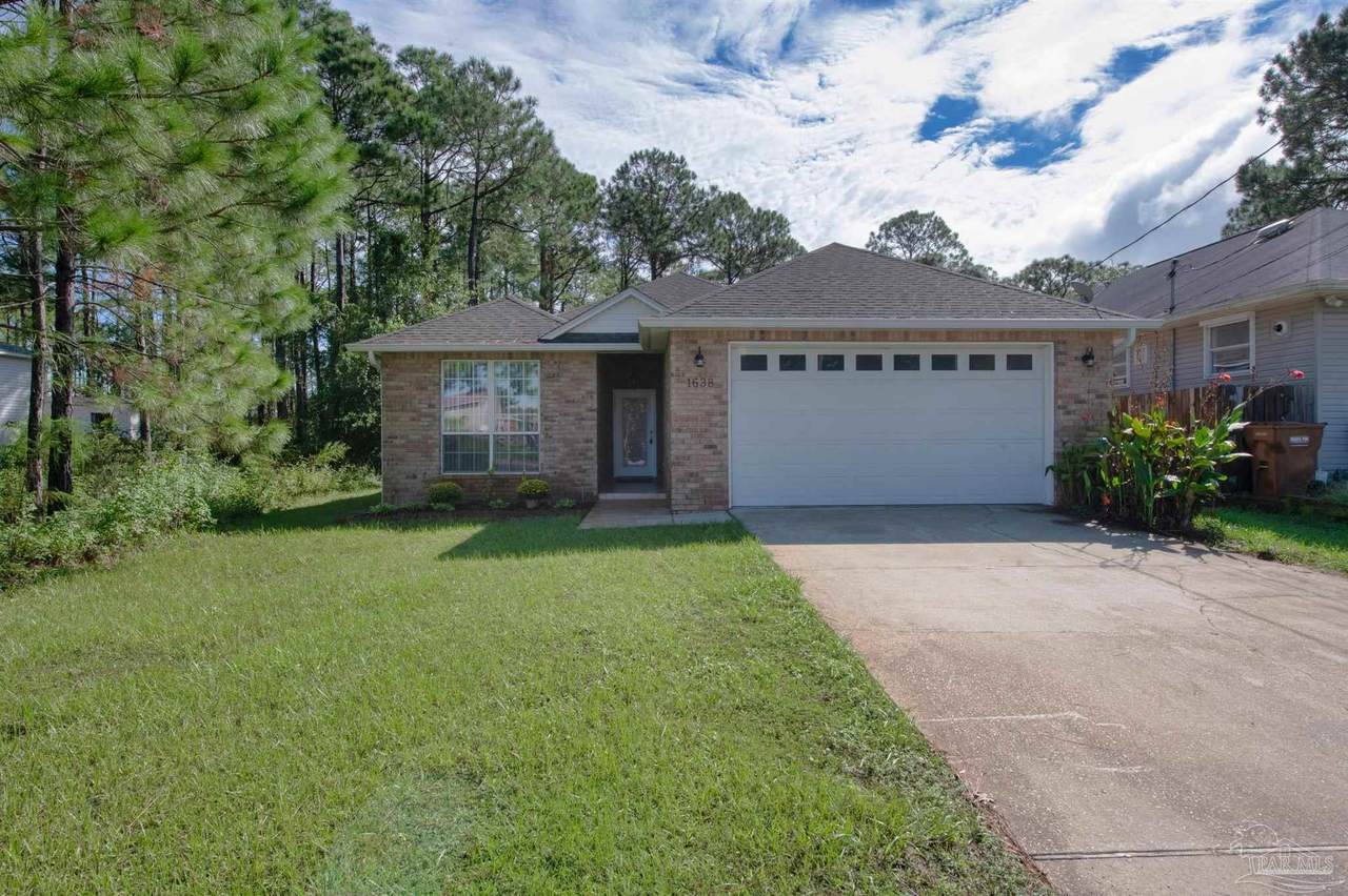 1638 Stanford Rd - Photo 1