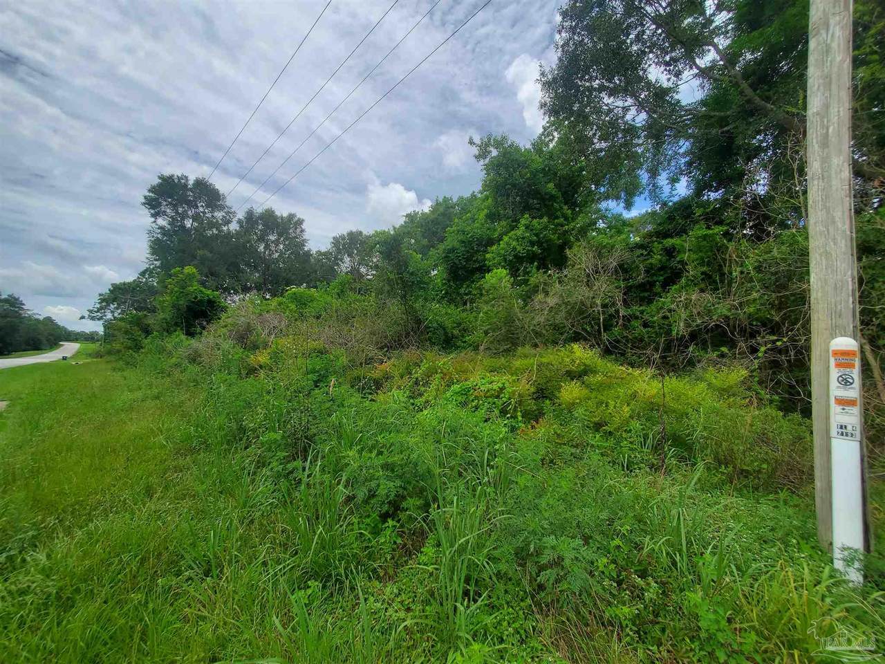 10900 Hwy 97 - Photo 1