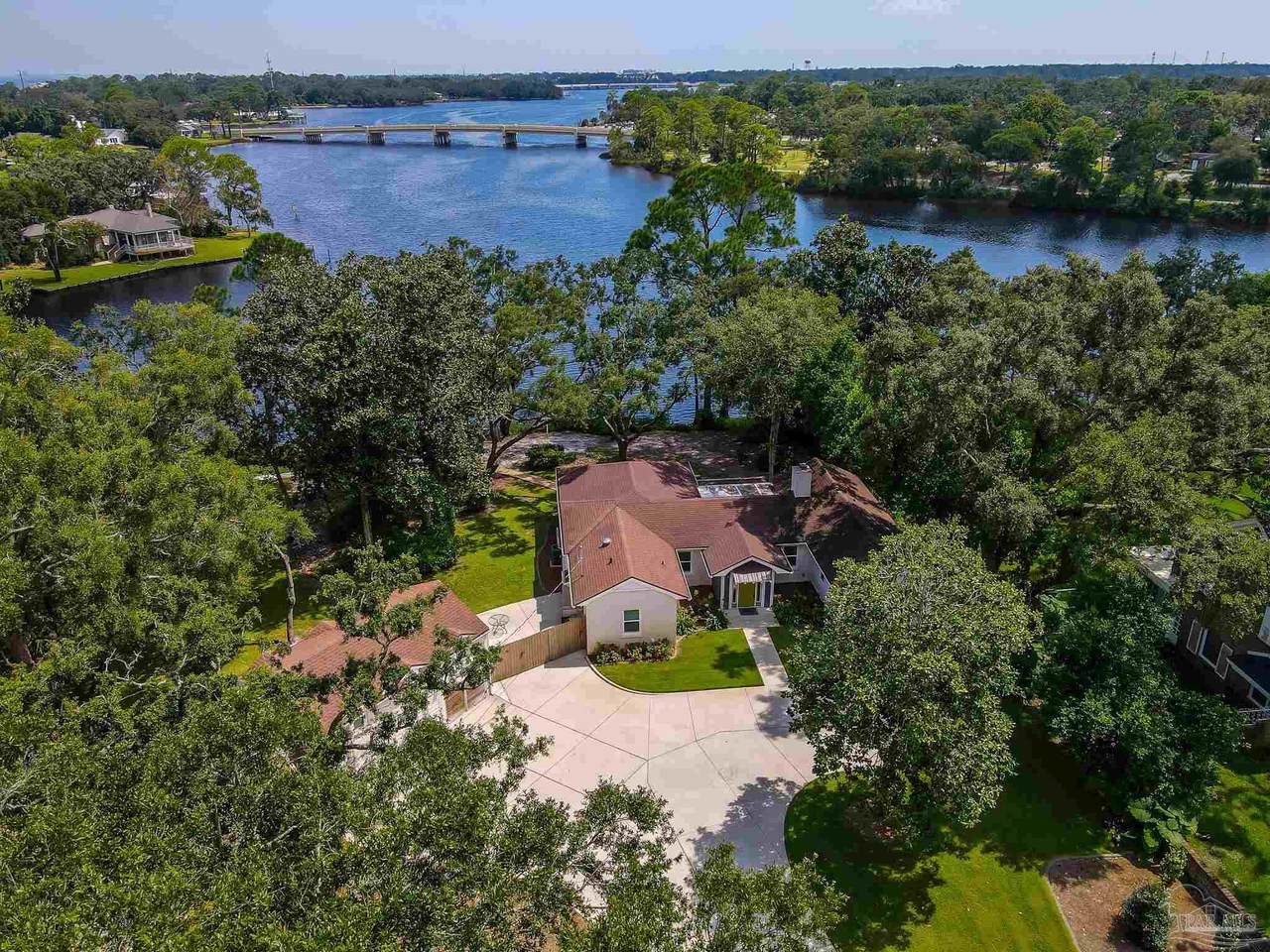 33 Manor Dr - Photo 1