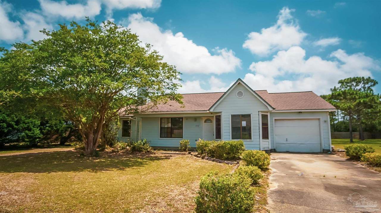 1932 Iris Ln - Photo 1