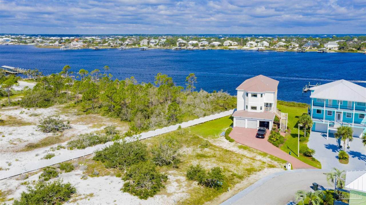 345 Gulfview Ln - Photo 1