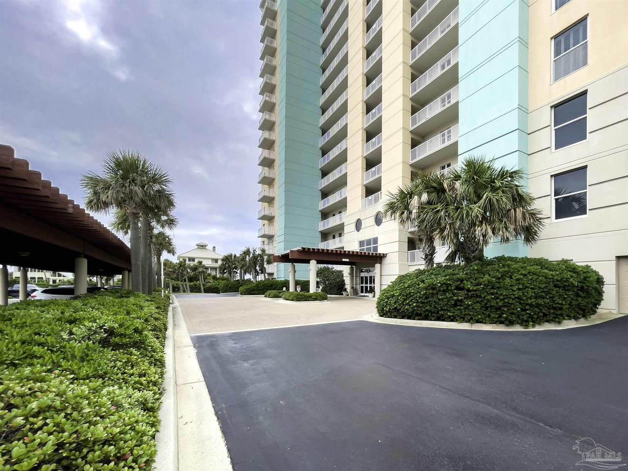 800 Ft Pickens Rd - Photo 1