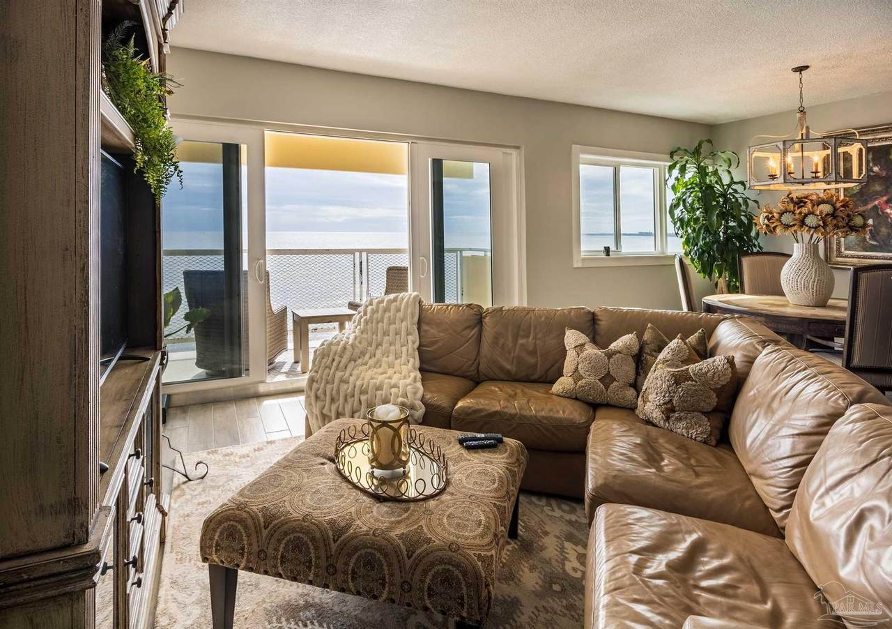 825 Bayshore Dr - Photo 1