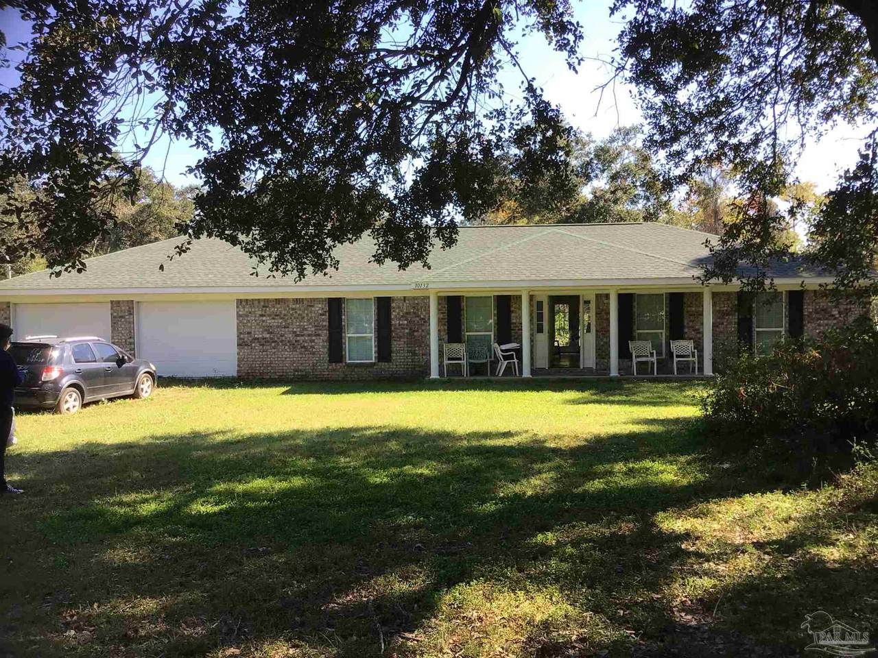 10122 Chemstrand Rd - Photo 1