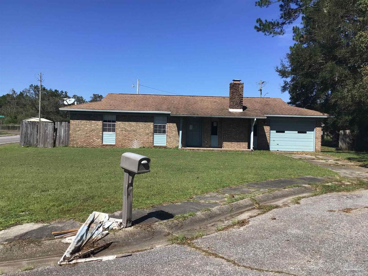 738 Carondelay Dr - Photo 1